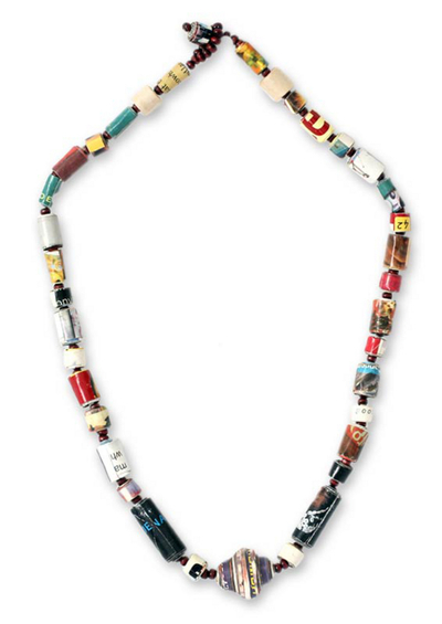 Halskette aus recycelten Papierperlen - Einzigartige Perlenkette aus recyceltem Papier