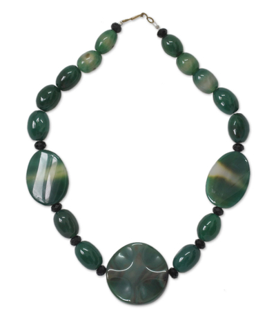 Quartz and onyx beaded necklace, 'Mamiri Green' - Quartz and onyx beaded necklace