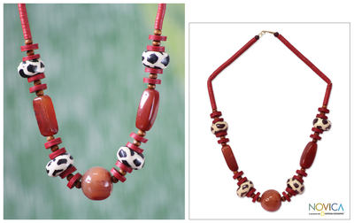 Agate and bone beaded necklace, Taoure