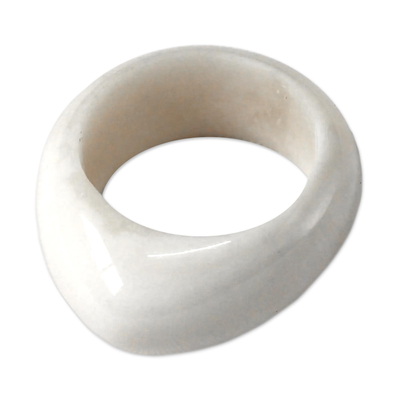 Gewölbter Ring aus Knochen - Von Hand gefertigter gewölbter Ring