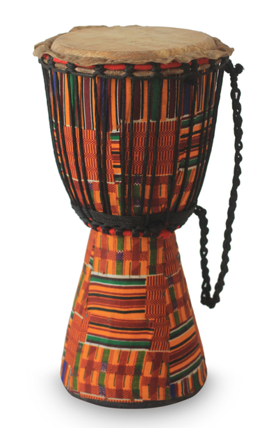 Djembe-Trommel aus Holz - Authentische afrikanische Djembe-Trommel mit Kente-Stoff