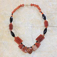 Agate and onyx beaded necklace, 'Dromo' - Agate and onyx beaded necklace