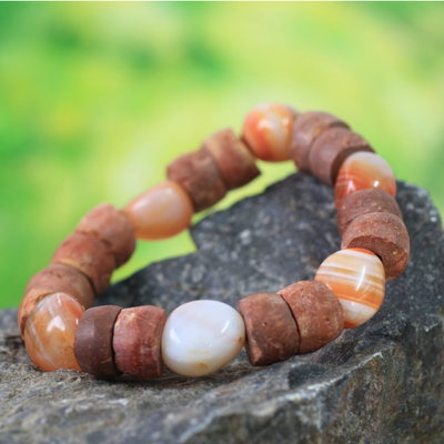 Agate and bauxite beaded bracelet, 'Oheneba' - Agate and bauxite beaded bracelet