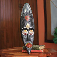 Afrikanische Maske, „Love“ – Kunsthandwerklich gefertigte afrikanische Maske aus Ghana