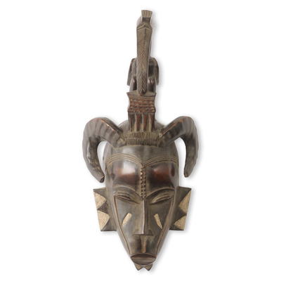 Afrikanische Maske - Kunsthandwerklich gefertigte afrikanische Maske