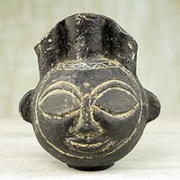 Jarrón de cerámica, 'Máscara de cuerno' - Jarrón de cerámica