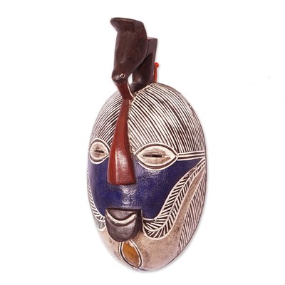 Máscara de madera congoleña, 'Songye Kifwebe' - Máscara de pared de madera congoleña hecha a mano con acento de pájaro