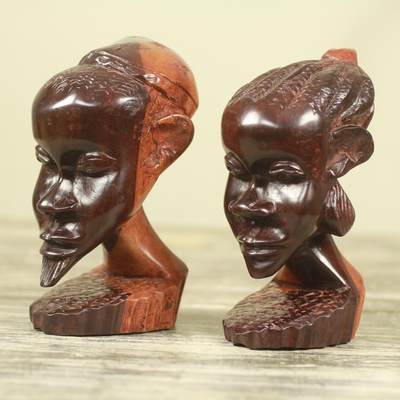Statuetten aus Ebenholz, 'Ghanaisches Paar II' (Paar) - Mann und Frau Statuetten aus handgeschnitztem Ebenholz (Paar)