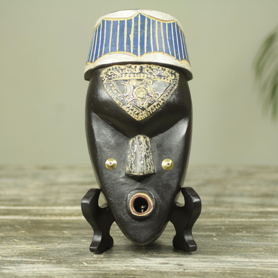 Maske und Ständer aus afrikanischem Holz - Ghana Handgefertigter echter afrikanischer Masken- und Ausstellungsständer