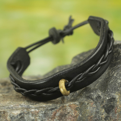 Men's leather bracelet, 'Twist and Shout in Black' - Men's Black Leather Wristband Bracelet with Braided Accent