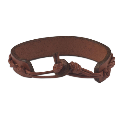 Men's leather bracelet, 'Simple Twist in Tan' - Tan Colored Leather Wristband Bracelet for Men