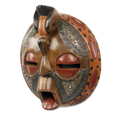 Afrikanische Holzmaske - Runde handgefertigte und bemalte westafrikanische Maske