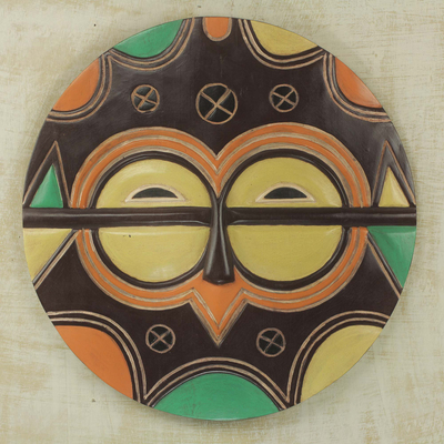 Máscara de madera africana - Máscara africana congoleña multicolor hecha a mano