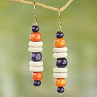 Pendientes colgantes de madera, 'Summer Rain' - Pendientes colgantes de madera Sese púrpura y naranja