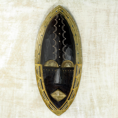 Afrikanische Holzmaske - Afrikanische Maske, handgeschnitzt und gefertigt in Ghana