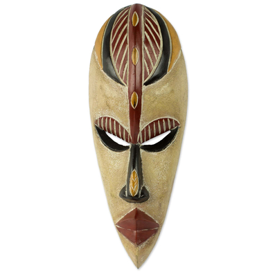 Afrikanische Holzmaske, 'Farin Chiki' - Original afrikanische Maske des Glücks, von Hand in Ghana geschnitzt