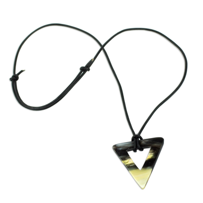 Leather and bull horn pendant necklace, 'Arrowhead' - Handcrafted Unisex Necklace in Leather with Bull Horn