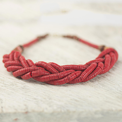 Geflochtene Perlenkette - Handgefertigte rote geflochtene Perlenkette mit Holz und Achat