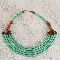 Collar de cuentas - Collar de cuentas verde africano hecho a mano con ágata y madera