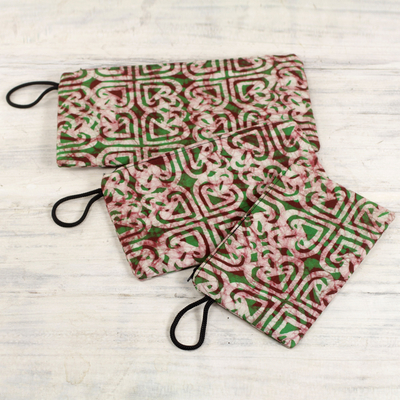 Baumwoll-Armbandtaschen, (3er-Set) - Set aus drei herzgemusterten Baumwoll-Batik-Geldbörsen aus Ghana