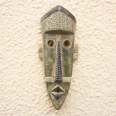 Afrikanische Holzmaske - Original grüne westafrikanische handgeschnitzte Wandmaske aus Sese-Holz