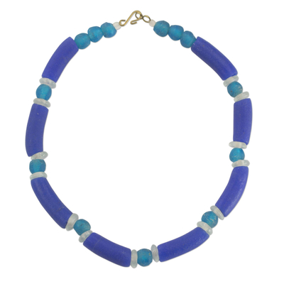 Collar de cuentas de vidrio reciclado - Collar con cuentas de vidrio reciclado azul de Ghana Jewelry