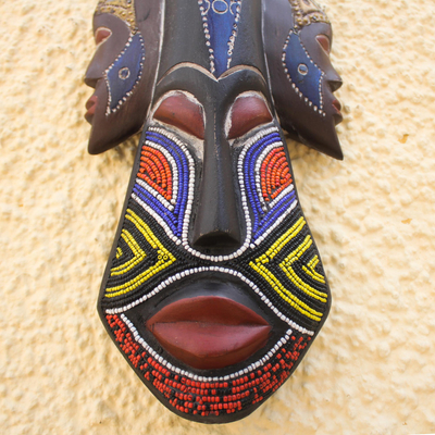 Máscara de madera africana - Máscara de pared africana de tres caras de madera con cuentas hecha a mano