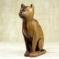 Escultura de madera de ébano, 'Cat Guardian' - Escultura de gato de madera de ébano tallada a mano de Ghana