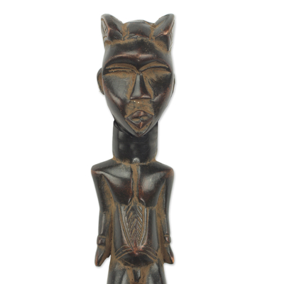 Wandakzent aus Holz - Weiblicher dekorativer Wandakzent aus Sese-Holz aus Ghana