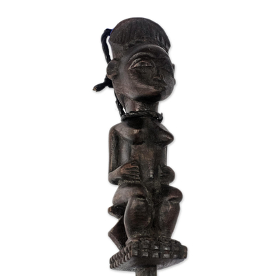 Wandakzent aus Holz - Weiblicher dekorativer Wandakzent aus Sese-Holz aus Ghana