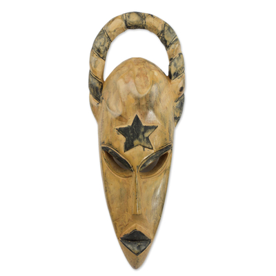 Afrikanische Holzmaske - Rustikale handgeschnitzte afrikanische Maske aus Sese-Holz