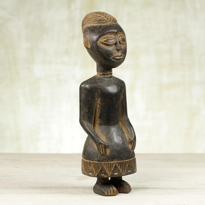 Holzskulptur - Handgefertigte Ashanti-Skulptur aus Sese-Holz aus Ghana