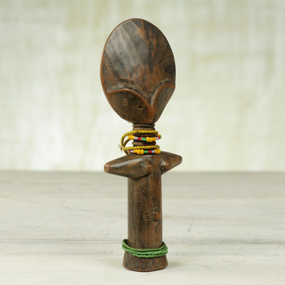 Wood sculpture, 'Ashanti Shipitee' - Hand Carved Ashanti Female Wood Sculpture with Beaded Accent