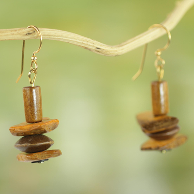 Ohrhänger aus Holz und Kokosnussschale - Ghanaische handgefertigte Sese-Holz- und Kokosnussschalen-Ohrringe