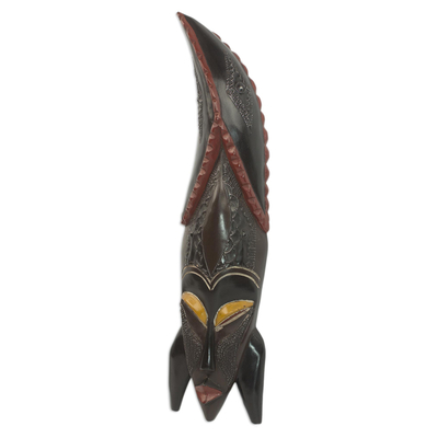 Afrikanische Holzmaske, 'Crocodile Tail' (Krokodilschwanz) - Handgefertigte afrikanische Maske aus Seseholz und Aluminium aus Ghana