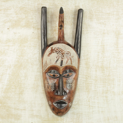 Afrikanische Holzmaske - Afrikanische Maske mit Giraffenmotiv aus Sese-Holz aus Ghana