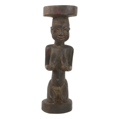 Escultura de madera - Escultura artesanal de madera de sesé de una mujer yoruba de Ghana