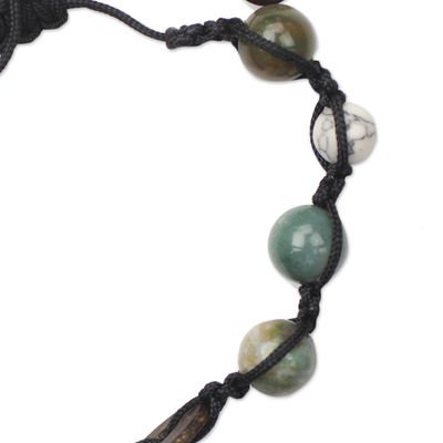 Agate and howlite beaded bracelet, 'Celestial Aura' - Handmade Howlite and Agate Beaded Bracelet from West Africa