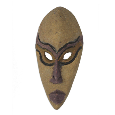 Afrikanische Holzmaske, 'Er kommt'. - Handgeschnitzte und bemalte afrikanische Holzmaske