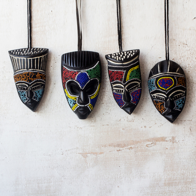 Máscaras africanas de madera con cuentas, 'Melowo' (juego de 3) - Pequeñas máscaras africanas de madera con cuentas hechas a mano (juego de 3)