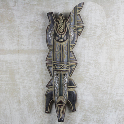 Máscara de madera africana - Máscara de madera africana hecha a mano por un artesano ghanés