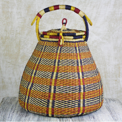 Cesta de rafia - Colorido cesto cubierto de rafia de África occidental tejido a mano