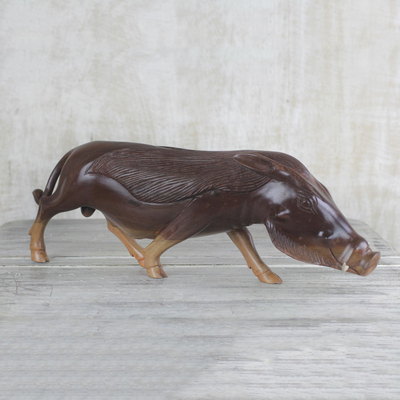 Skulptur aus Ebenholz - Handgeschnitzte Wildschweinskulptur aus ghanaischem Kunsthandwerker aus Ebenholz