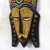 Maske aus afrikanischem Holz und recycelten Glasperlen, „Sithembiso“ – Maske aus Sese-Holz und Messing und recycelten Glasperlen