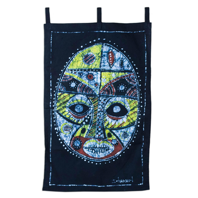 Wandbehang aus Batik-Baumwolle - Handgefertigter Baumwoll-Batik-Wandbehang mit spiritueller afrikanischer Maske