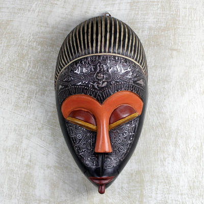Máscara de madera africana, 'Adom Ahoto' - Máscara de Adom Ahoto de madera africana tallada a mano y aluminio