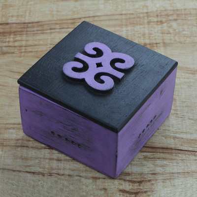 Dekorative Box aus Holz - Handgeschnitzte ghanaische dekorative Holzkiste mit Adinkra-Motiv