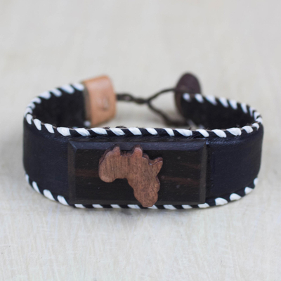 Wood and leather pendant bracelet, African Celebration