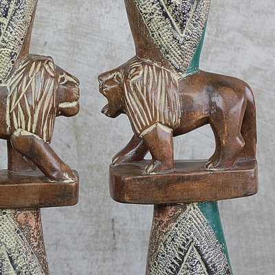 Wood accent table, 'Conversing Lions' - Lion-Themed Cedar Wood Accent Table Crafted in Ghana