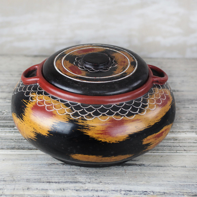 Dekoratives Glas aus Holz - Handgefertigtes dekoratives Holzglas in Rot, Gelb und Schwarz